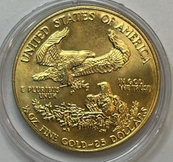 Золотая монета "Американский Орел" Свобода  American Gold Eagle, 25 долларов 1/2 унции, Au 917